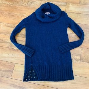 JUICY COUTURE LONG BLUE SWEATER SIZE SMALL